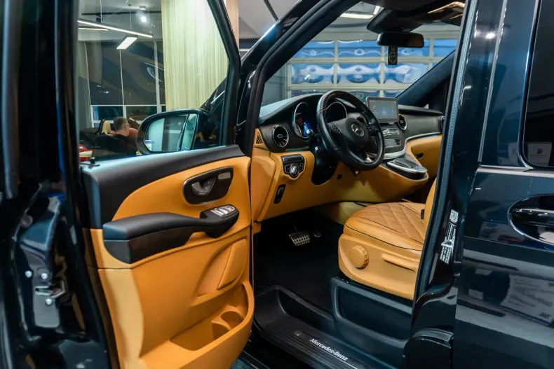 Mercedes-Benz V din 2021 cu 66.563 km - oferta MER150699 - foto 34