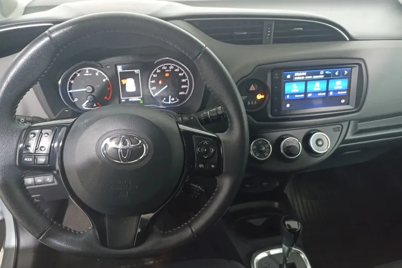 Toyota Yaris din 2019 cu 44.560 km - oferta TOY150701 - foto 8