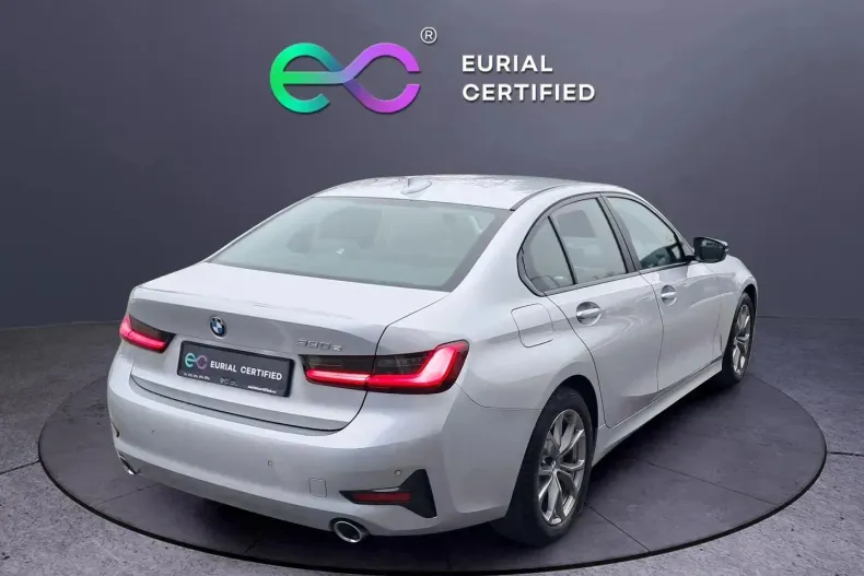 BMW Seria 3 din 2020 cu 88.401 km - oferta BMW150704 - foto 3