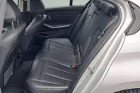 BMW Seria 3 din 2020 cu 88.401 km - oferta BMW150704 - foto 14