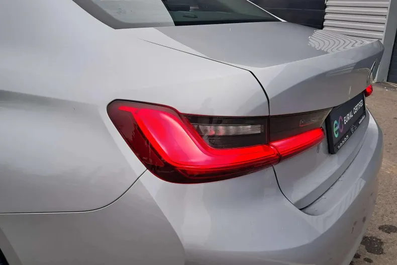 BMW Seria 3 din 2020 cu 88.401 km - oferta BMW150704 - foto 22