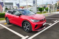 Volkswagen ID.4 din 2023 cu 27.570 km - oferta VOL150718 - foto 3