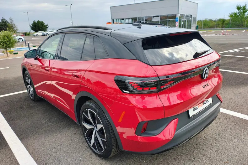 Volkswagen ID.4 din 2023 cu 27.570 km - oferta VOL150718 - foto 4