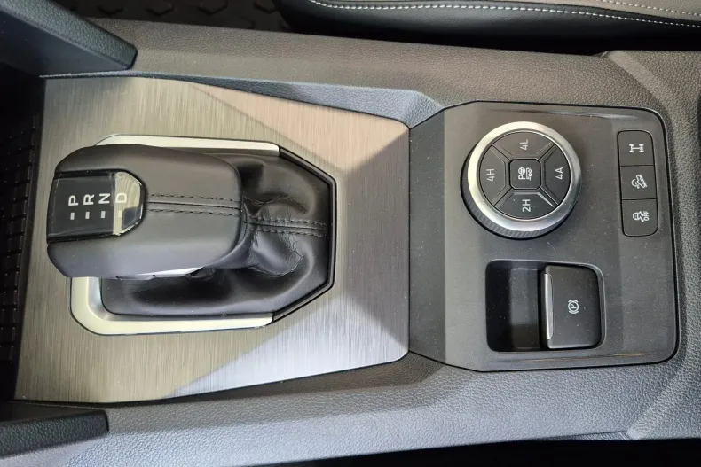 Volkswagen Amarok din 2025 cu 22 km - oferta VOL150726 - foto 10