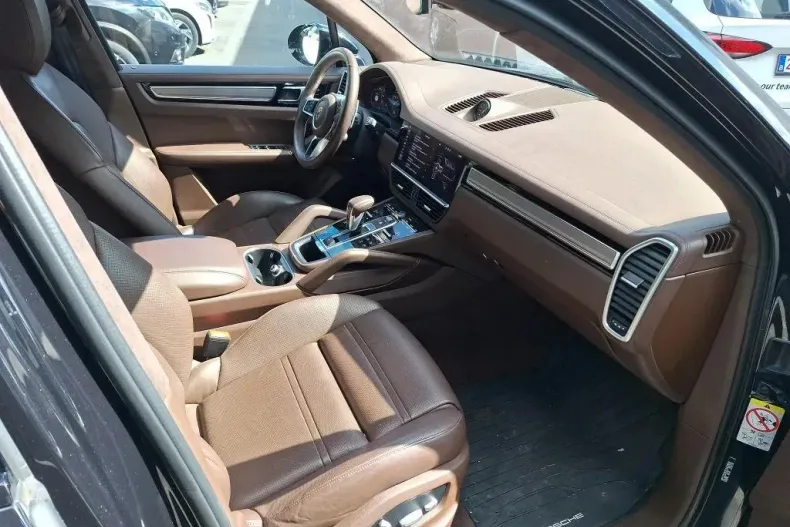 Porsche Cayenne din 2020 cu 152.064 km - oferta POR150729 - foto 5