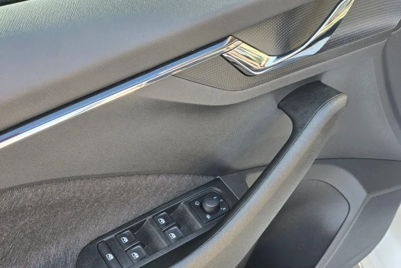 Skoda Kamiq din 2021 cu 42.205 km - oferta SKO150740 - foto 9