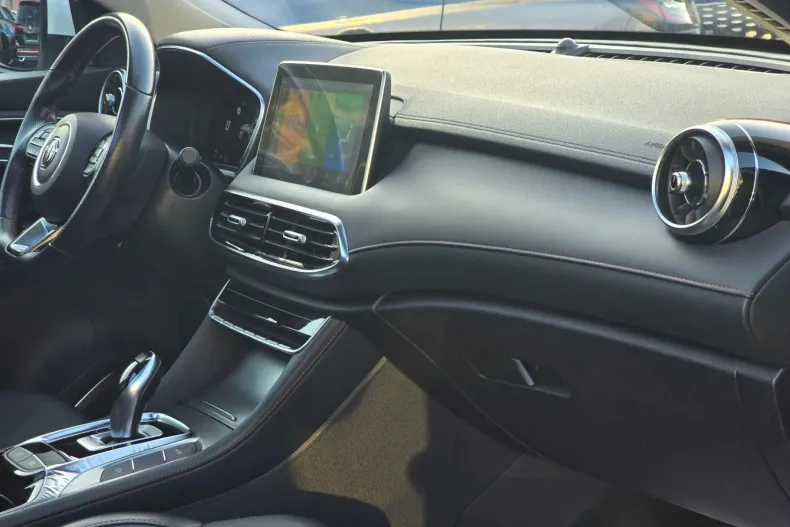 MG EHS din 2023 cu 66.667 km - oferta MG0150742 - foto 8