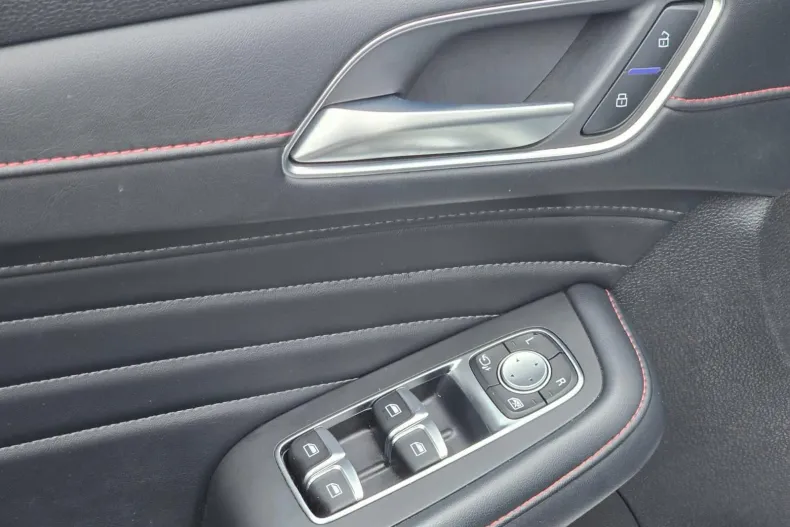 MG EHS din 2023 cu 66.667 km - oferta MG0150742 - foto 10