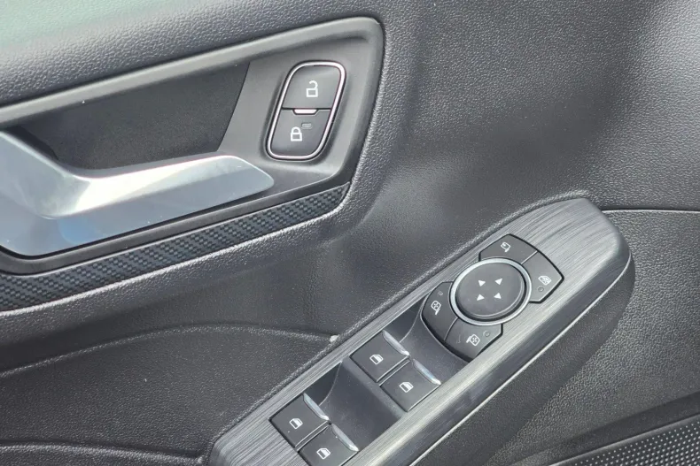 Ford Kuga din 2021 cu 68.050 km - oferta FOR150746 - foto 11