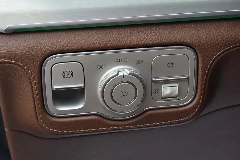 Mercedes-Benz GLE din 2024 cu 68.485 km - oferta MER150752 - foto 13