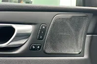 Volvo XC60 din 2021 cu 72.000 km - oferta VOL150754 - foto 9