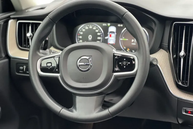 Volvo XC60 din 2021 cu 72.000 km - oferta VOL150754 - foto 15