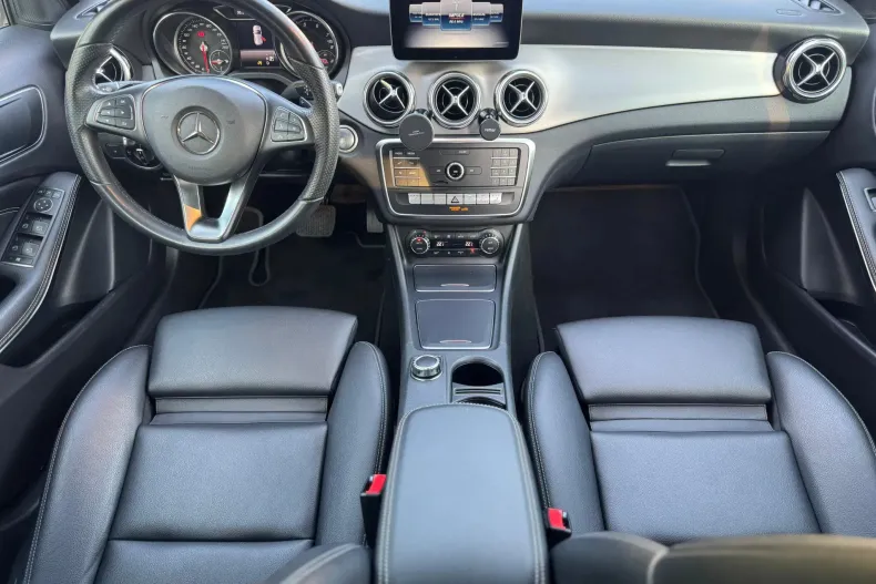 Mercedes-Benz GLA din 2019 cu 46.597 km - oferta MER150757 - foto 2