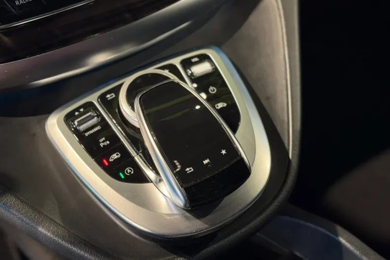 Mercedes-Benz V din 2019 cu 82.499 km - oferta MER150763 - foto 22