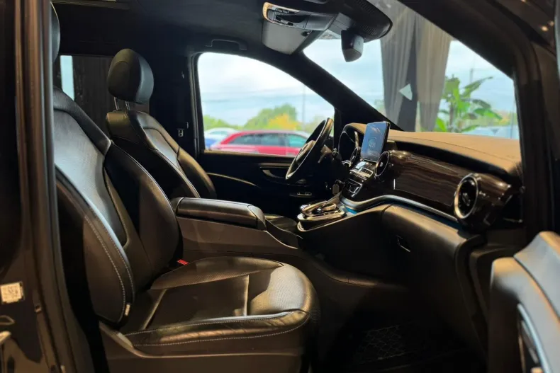 Mercedes-Benz V din 2019 cu 82.499 km - oferta MER150763 - foto 28