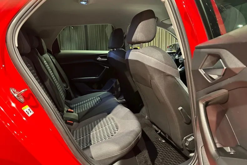 Audi A1 din 2021 cu 95.000 km - oferta AUD150764 - foto 18