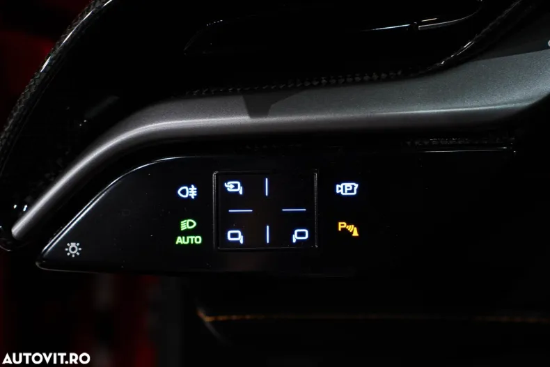 Ferrari SF90 Stradale din 2022 cu 4.849 km - oferta FER150765 - foto 20