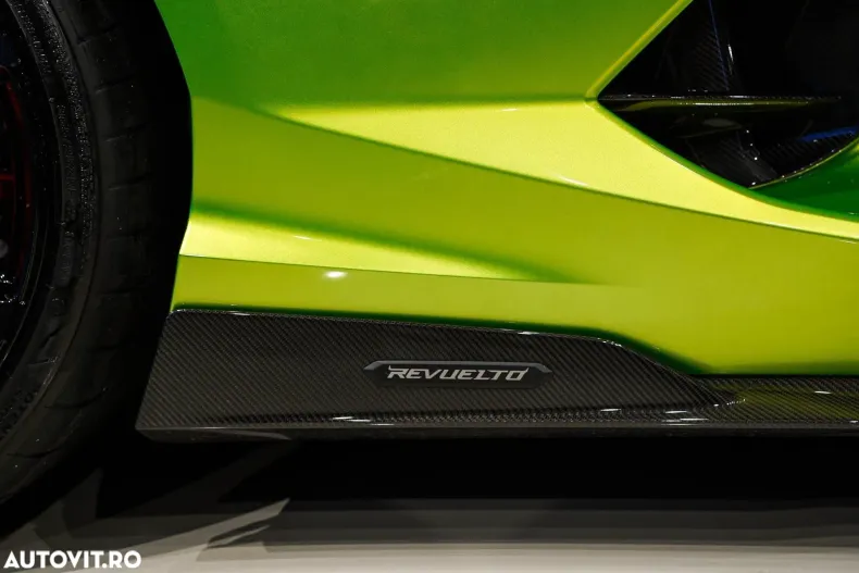 Lamborghini Revuelto din 2024 cu 2.404 km - oferta LAM150766 - foto 28