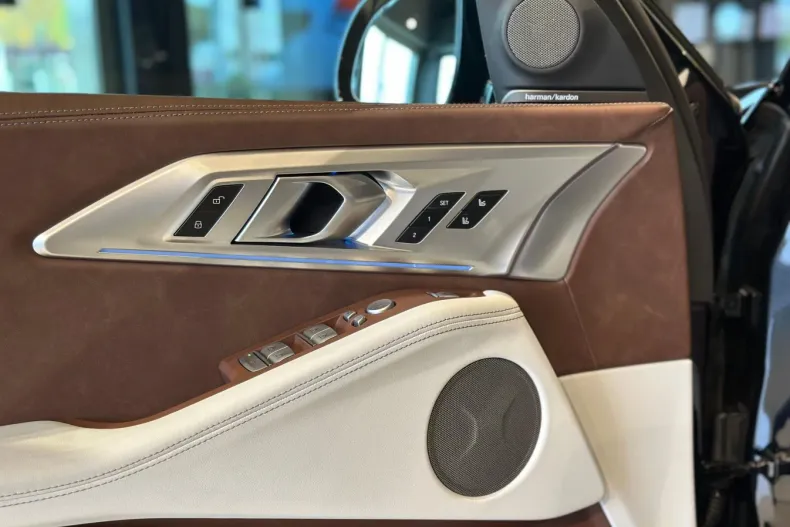 BMW XM din 2024 cu 29.281 km - oferta BMW150768 - foto 10