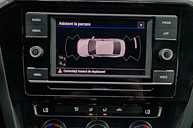 Volkswagen Passat din 2020 cu 66.352 km - oferta VOL150770 - foto 17