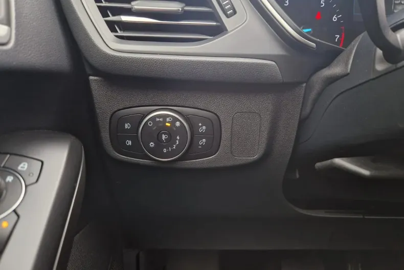 Ford Focus din 2021 cu 42.592 km - oferta FOR150771 - foto 21