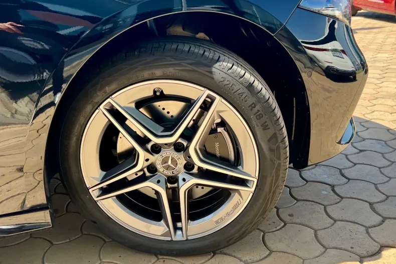 Mercedes-Benz A din 2024 cu 23.700 km - oferta MER150773 - foto 14