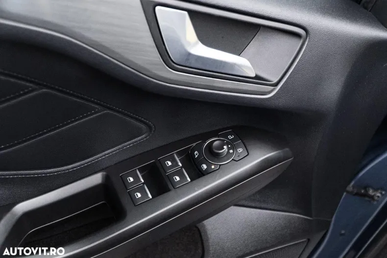 Ford Focus din 2022 cu 88.243 km - oferta FOR150782 - foto 20