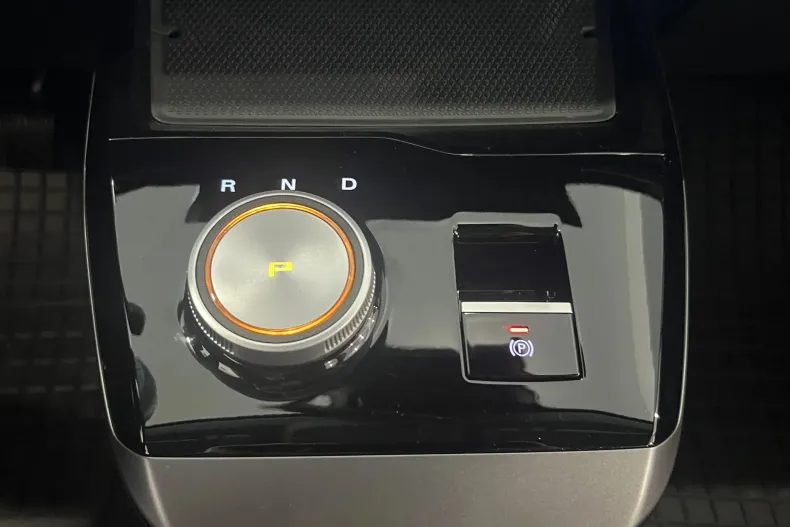 MG MG4 din 2024 cu 6 km - oferta MG0150789 - foto 13