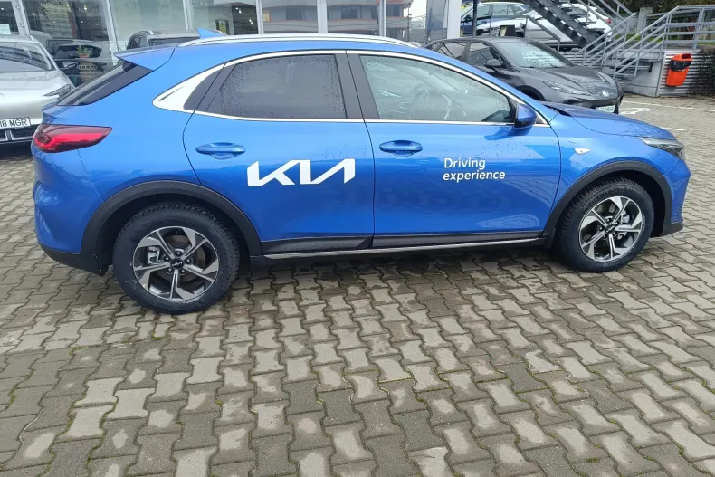 Kia XCeed din 2025 cu 221 km - oferta KIA150790 - foto 4