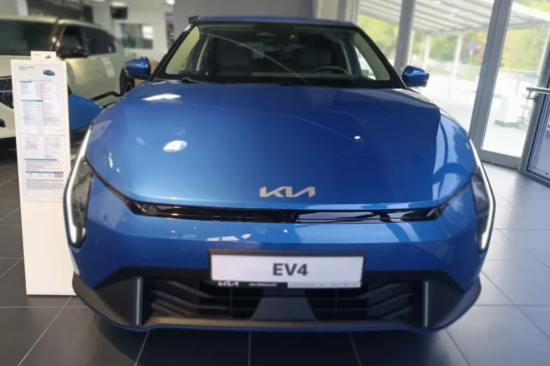 Kia EV4 din 2025 cu 0 km - oferta KIA150791 - foto 5