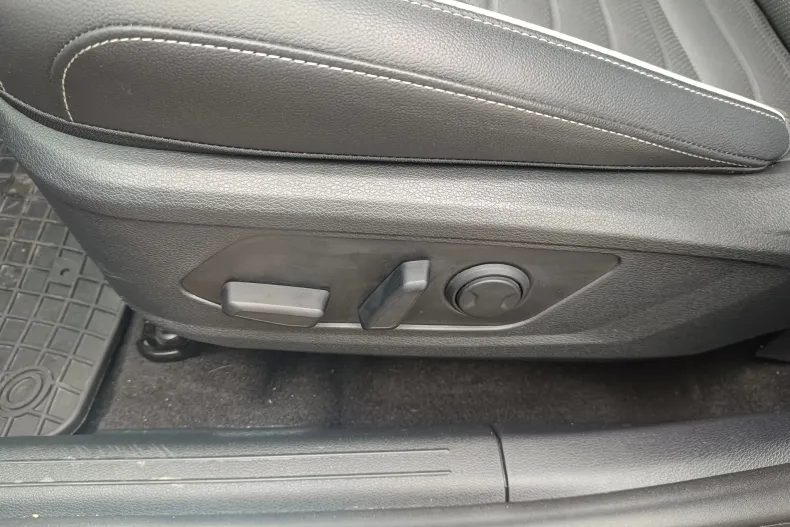 Kia Sportage din 2025 cu 230 km - oferta KIA150792 - foto 14