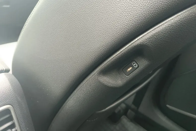 Kia Sportage din 2025 cu 230 km - oferta KIA150792 - foto 32