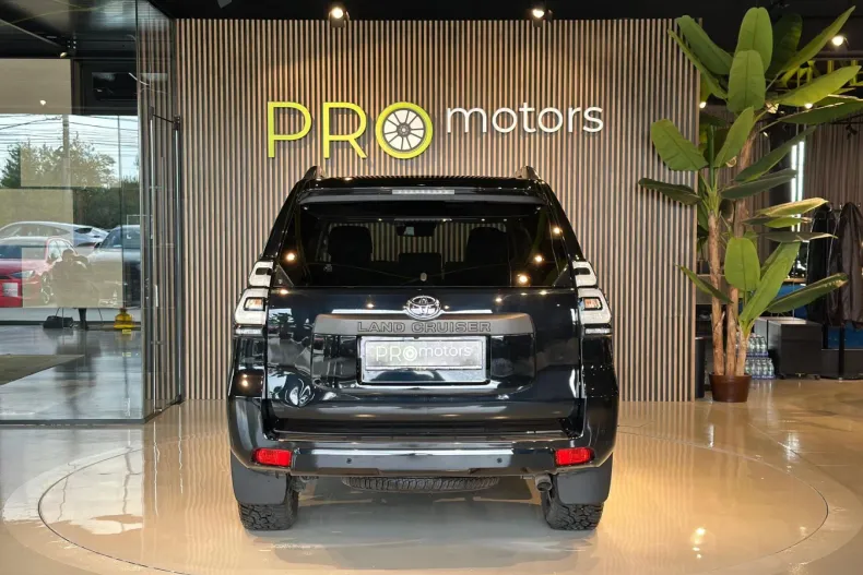 Toyota Land Cruiser din 2023 cu 38.000 km - oferta TOY150801 - foto 8