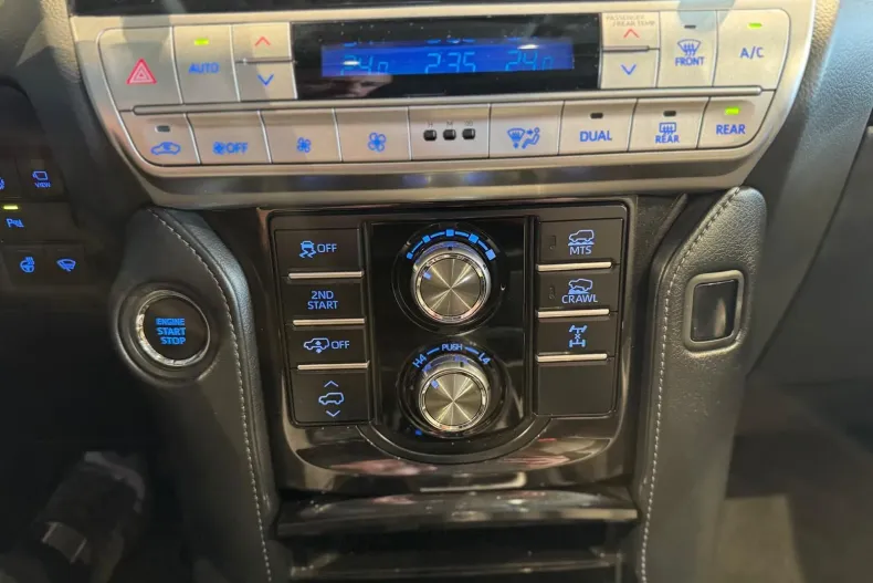 Toyota Land Cruiser din 2023 cu 38.000 km - oferta TOY150801 - foto 23