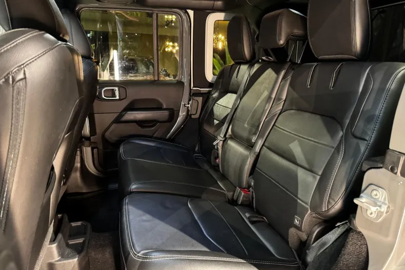 Jeep Wrangler din 2021 cu 51.961 km - oferta JEE150813 - foto 28