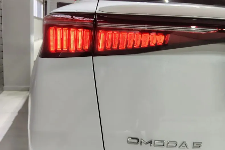 Omoda 5 EV din 2025 cu 0 km - oferta OMO150817 - foto 8