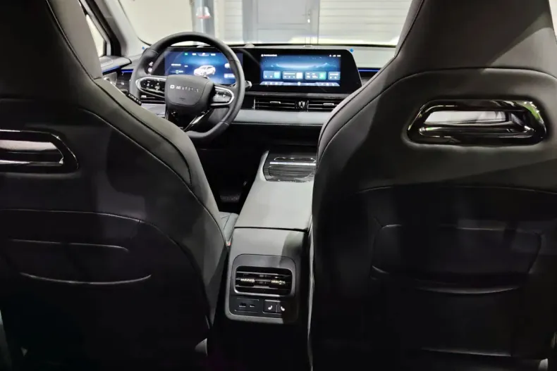 Omoda 5 EV din 2025 cu 0 km - oferta OMO150817 - foto 11