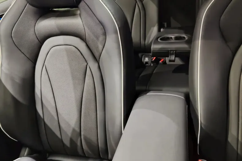 Omoda 5 EV din 2025 cu 0 km - oferta OMO150817 - foto 33