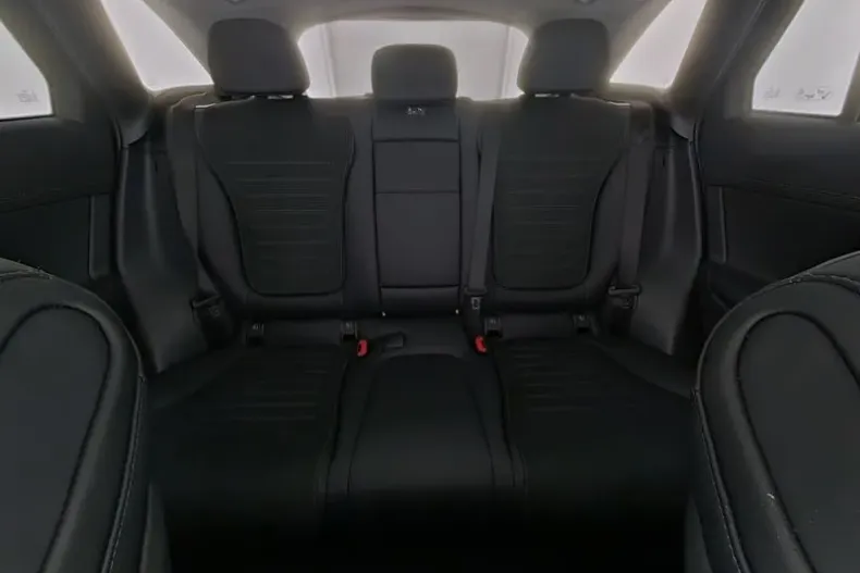 Mercedes-Benz GLC din 2024 cu 7.040 km - oferta MER150823 - foto 4