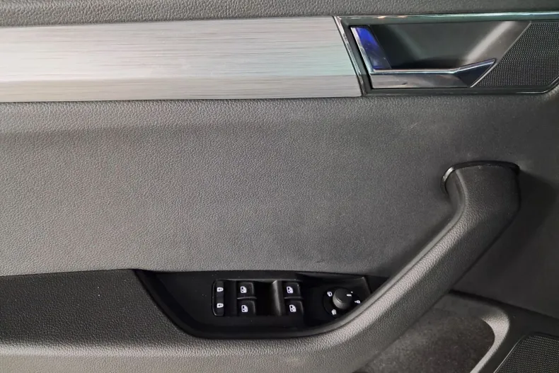 Skoda Superb din 2020 cu 83.185 km - oferta SKO150826 - foto 9