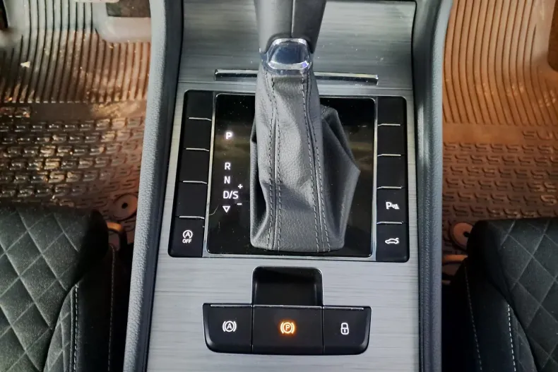 Skoda Superb din 2020 cu 83.185 km - oferta SKO150826 - foto 17