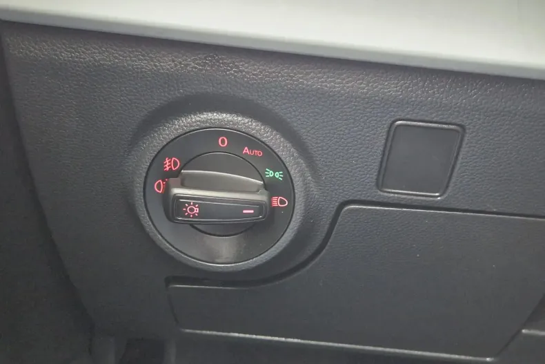 Seat Arona din 2022 cu 88.306 km - oferta SEA150833 - foto 18