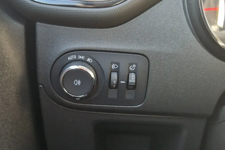 Opel Crossland din 2022 cu 25.603 km - oferta OPE150834 - foto 15