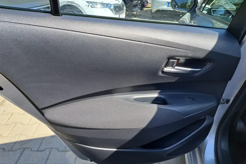 Toyota Corolla din 2022 cu 33.873 km - oferta TOY150836 - foto 20