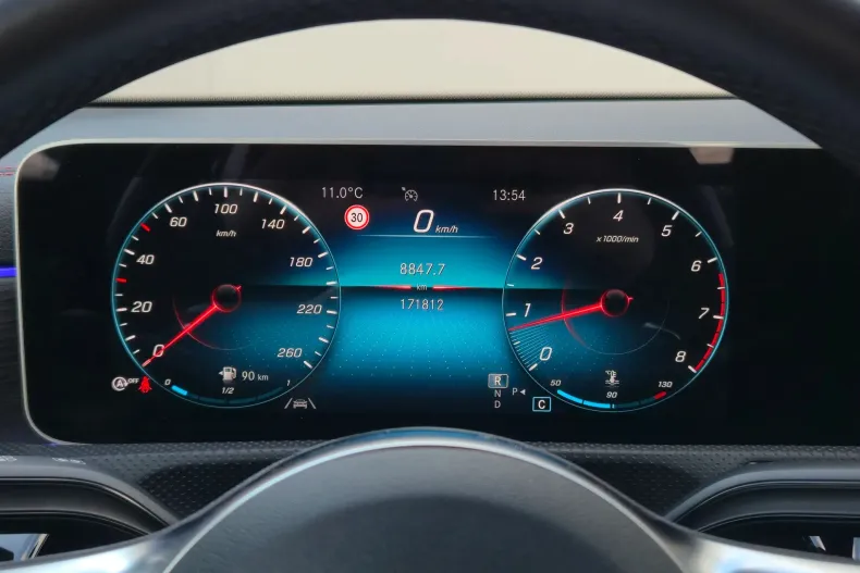 Mercedes-Benz CLA din 2019 cu 171.800 km - oferta MER150840 - foto 12