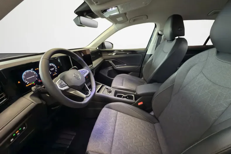 Volkswagen Tiguan din 2025 cu 5 km - oferta VOL150841 - foto 9