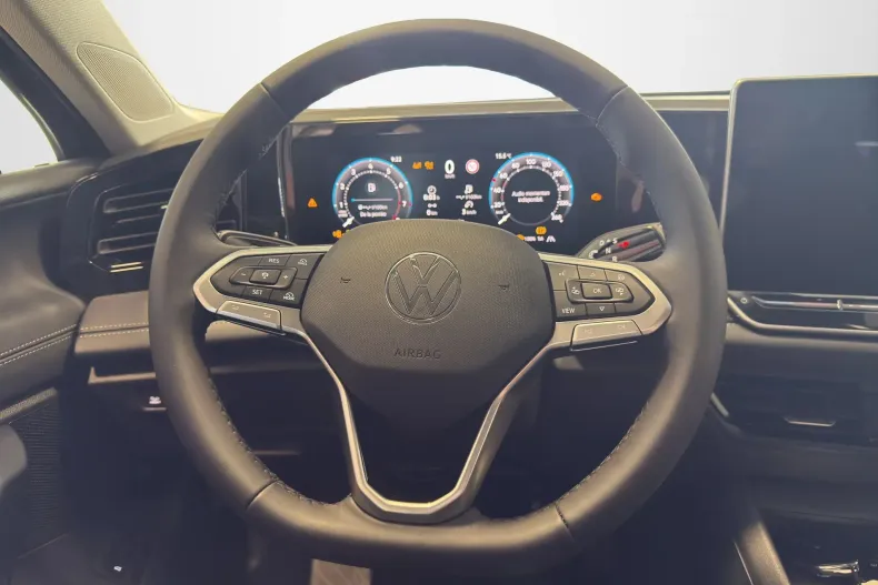 Volkswagen Tiguan din 2025 cu 5 km - oferta VOL150841 - foto 10