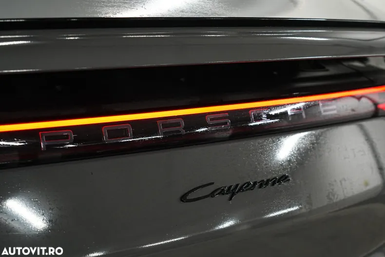 Porsche Cayenne din 2021 cu 124.700 km - oferta POR150846 - foto 5