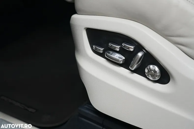 Porsche Cayenne din 2021 cu 124.700 km - oferta POR150846 - foto 12