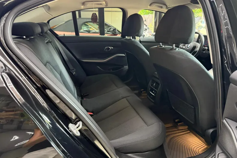 BMW Seria 3 din 2022 cu 44.500 km - oferta BMW150848 - foto 26